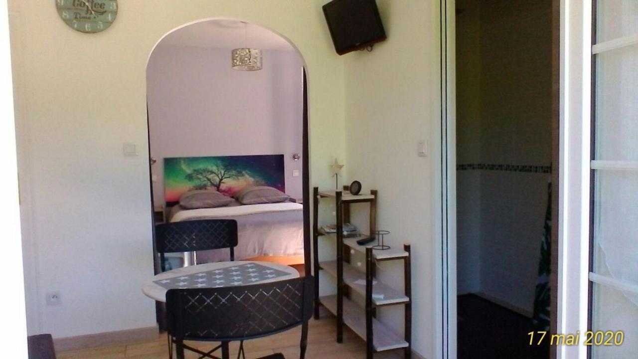 Le Clos Des Palombes Wifi Climatisation 圣皮埃尔杜山 外观 照片