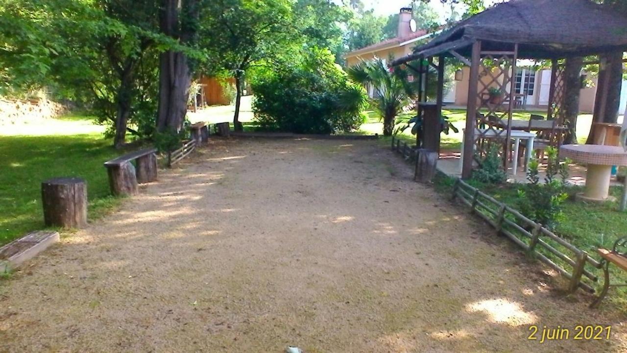 Le Clos Des Palombes Wifi Climatisation 圣皮埃尔杜山 外观 照片