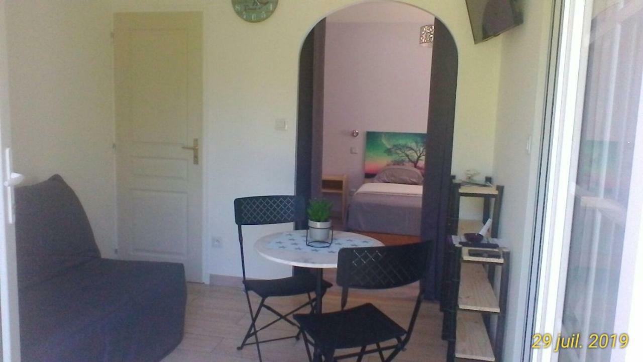 Le Clos Des Palombes Wifi Climatisation 圣皮埃尔杜山 外观 照片