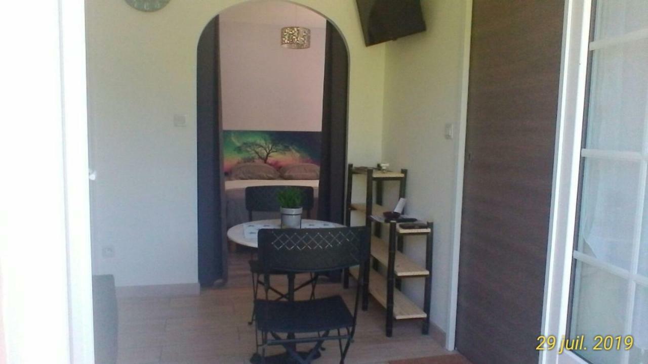 Le Clos Des Palombes Wifi Climatisation 圣皮埃尔杜山 外观 照片